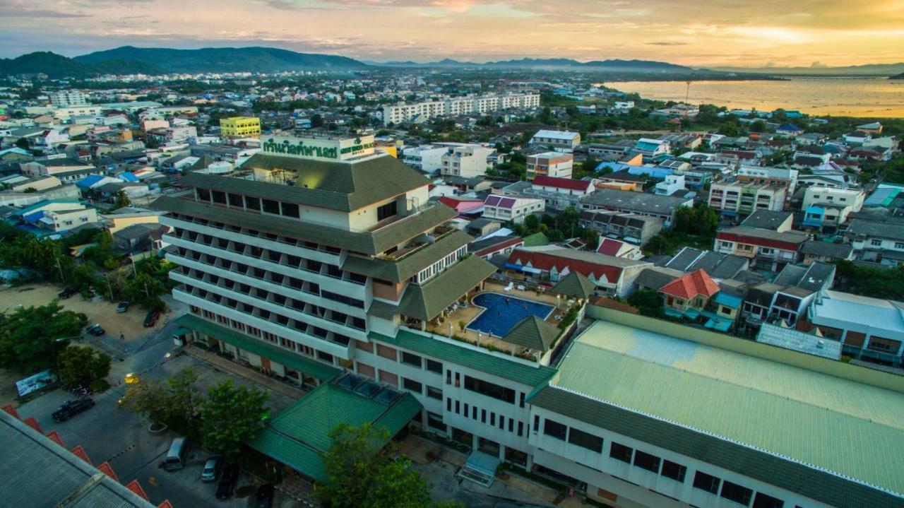Green World Palace Hotel Songkhla Exterior foto